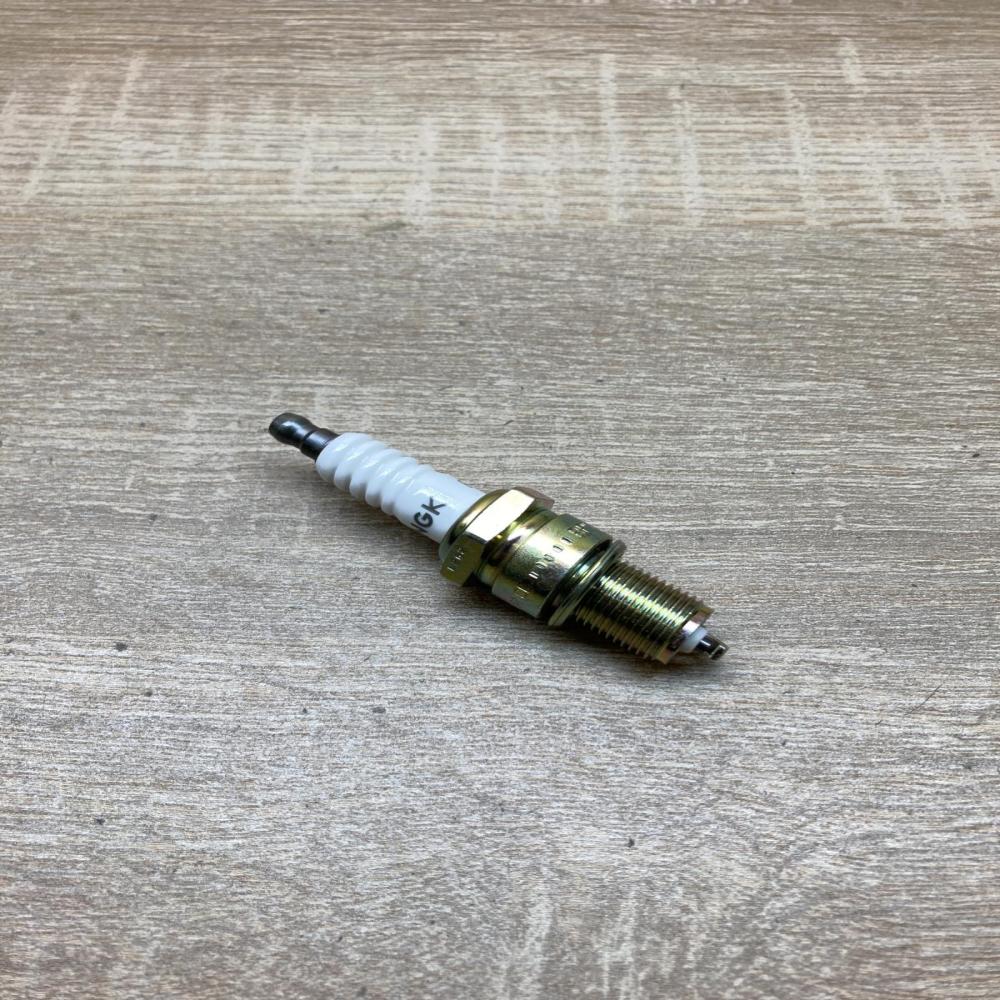 BP5ES7   Spark plug Citroen C5