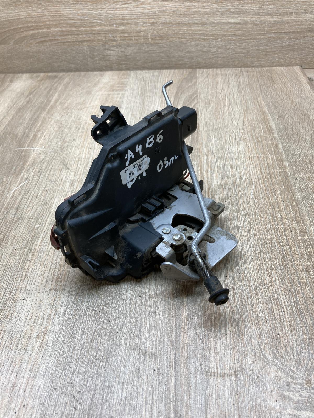 8E1837016C   Rear door lock Audi A4 S4 B6 8E 8H