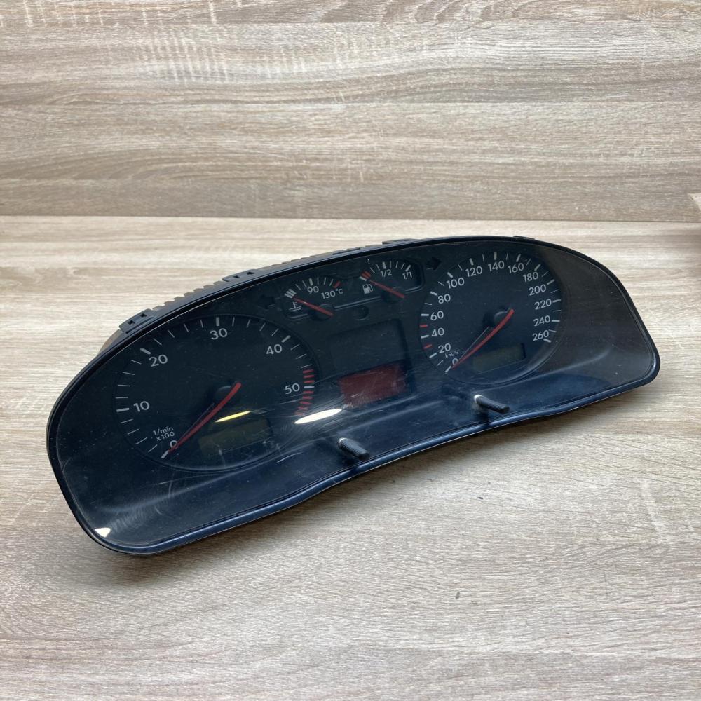 3B0920822A 0263623024  Speedometer (instrument cluster) Volkswagen PASSAT B5