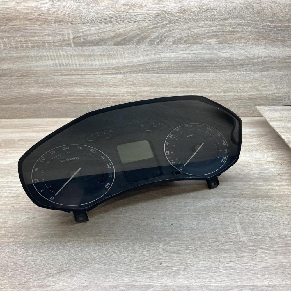 1Z0920812D A2C53142836  Speedometer (instrument cluster) Skoda Octavia Mk2 (1Z)