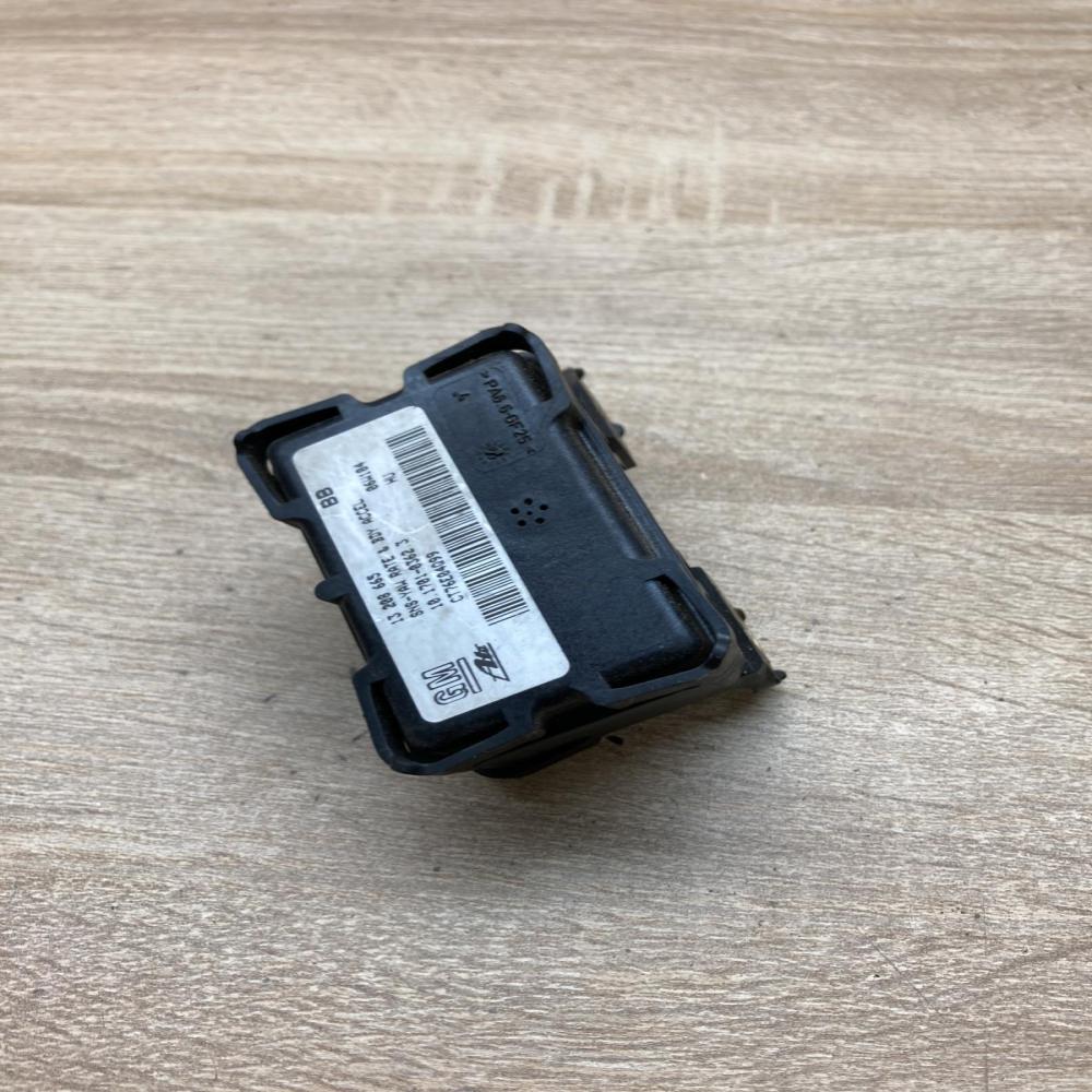 13208665   ESP acceleration yaw rate sensor Opel Zafira B