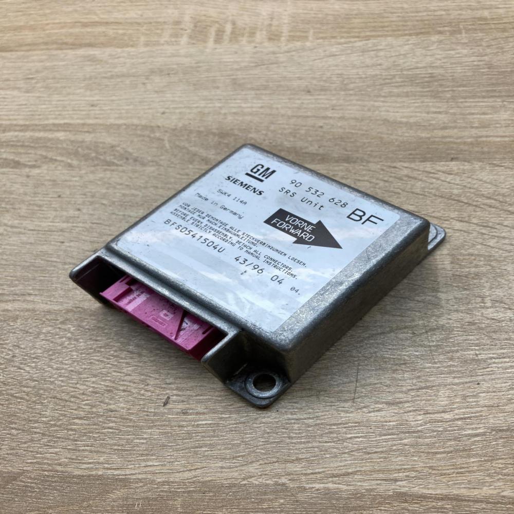 90532628   Airbag control unit/module Opel Corsa B