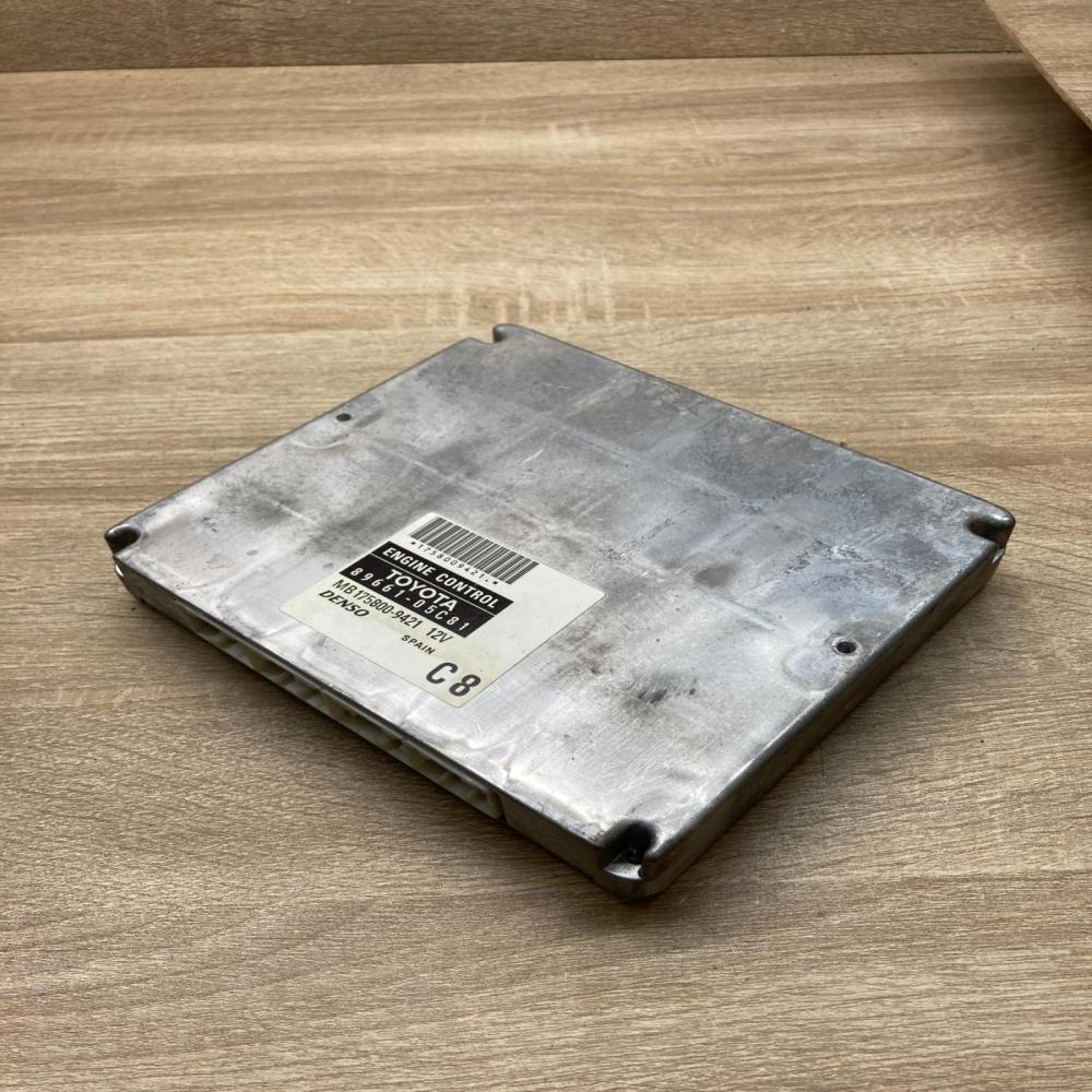89661 05C81 8966105C81 MB175800 9421 Engine control unit/module ECU Toyota Avens