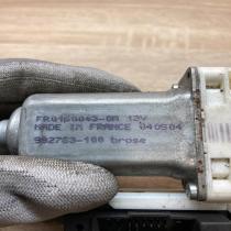 30710068 992763 100  Rear door window regulator motor Volvo V50
