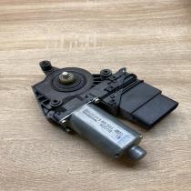 3B9839752BF 9776 105407 301  Rear door window regulator motor Volkswagen PASSAT