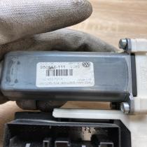 1K0959793G 1K0959701K  Front door window regulator motor Volkswagen PASSAT B6