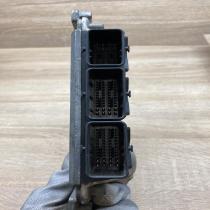 8200309318 0281011725  Engine control unit/module ECU Renault Laguna II
