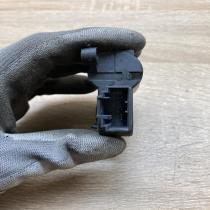 0132801363   Air flap motor/actuator Volkswagen PASSAT B6