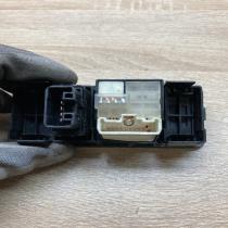 84152 05050 8415205050 183575 Wing mirror switch Toyota Avensis T250
