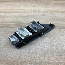 8200054866A   Electric window control switch Renault Vel Satis