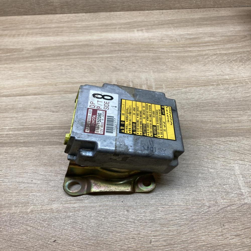 8917052080 89170 52080  Airbag control unit/module Toyota Yaris Verso