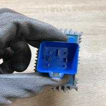55353011   Glow plug pre-heat relay Opel Astra H