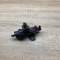 98AB 9E882 AA 98AB9E882AA  Vacuum valve Ford Focus