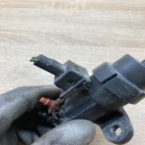 98AB 9E882 AA 98AB9E882AA  Vacuum valve Ford Focus
