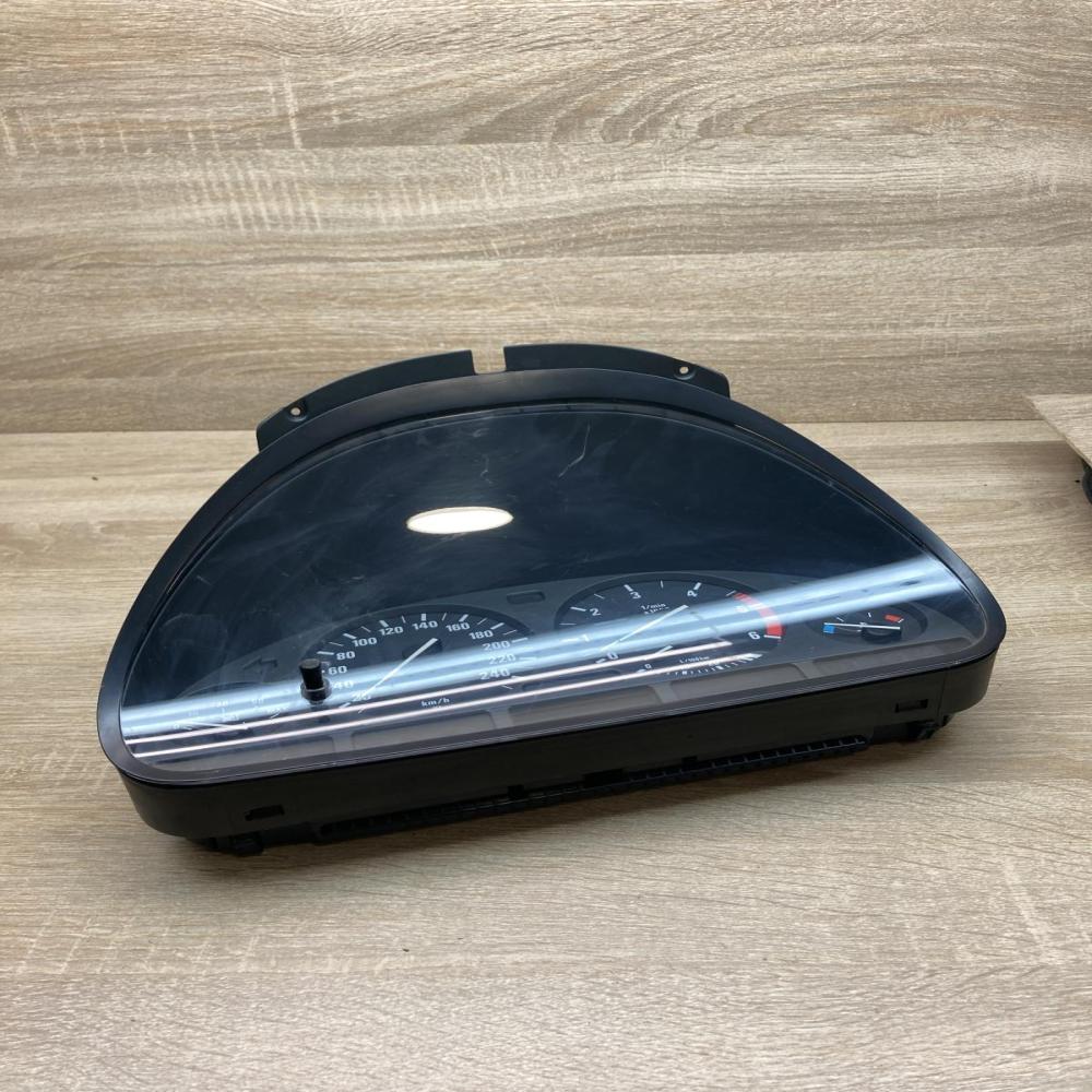 6907018   Speedometer (instrument cluster) BMW 5 E39