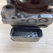 3D16 0016 D16AF7423  ABS Pump Toyota Avensis T220