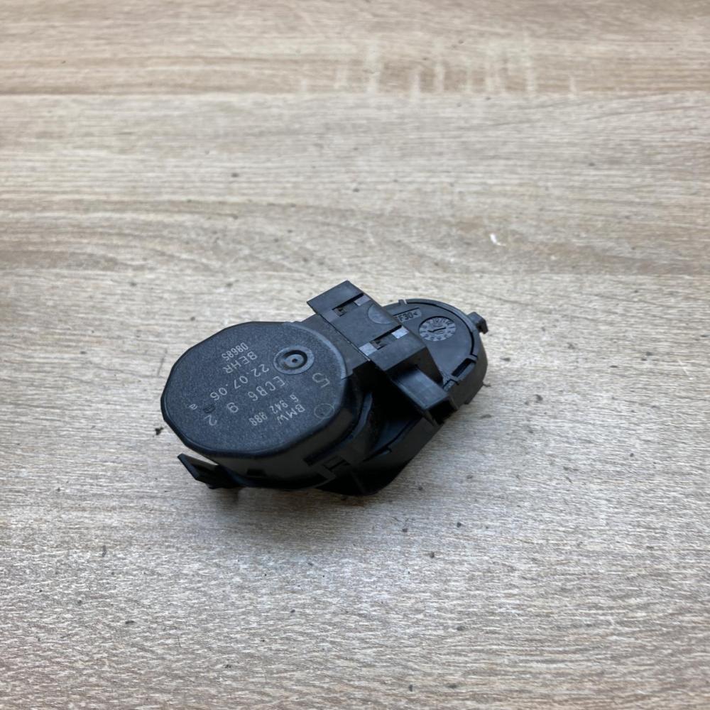 6942988   Air flap motor/actuator BMW 5 E60 E61