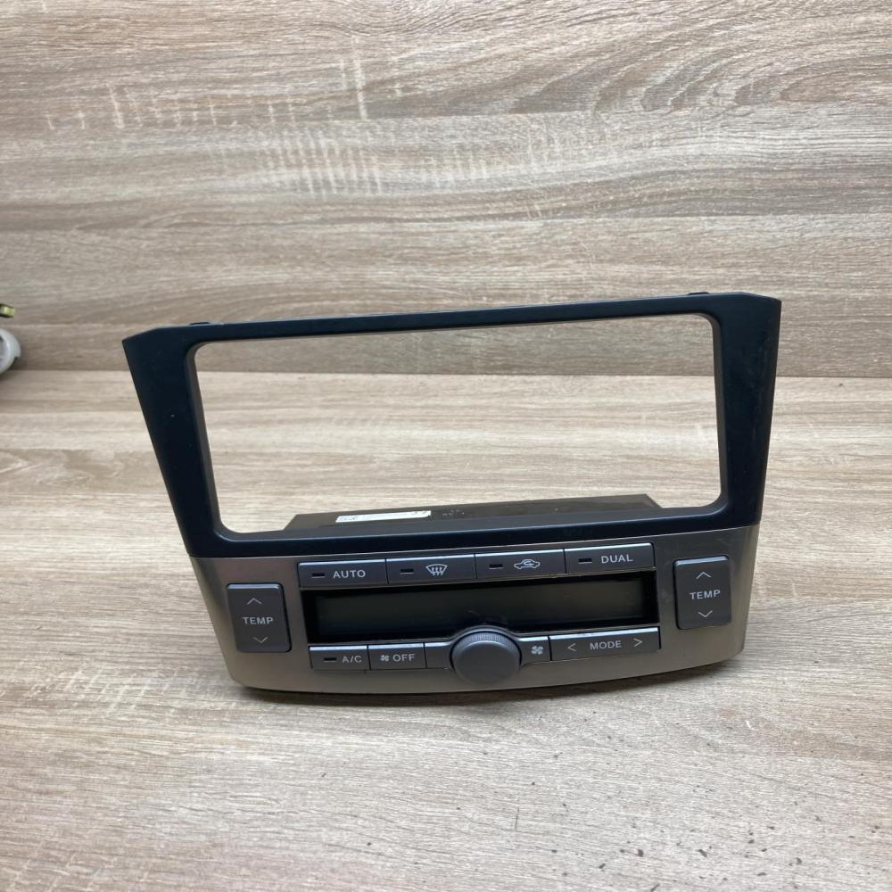 55900 05270 5590005270  Climate control unit Toyota Avensis T250