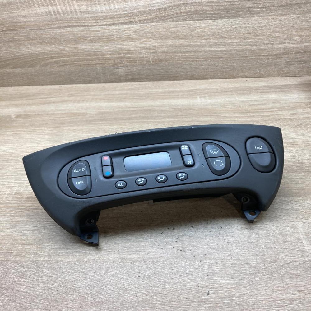 7700435401   Climate control unit Renault Scenic I