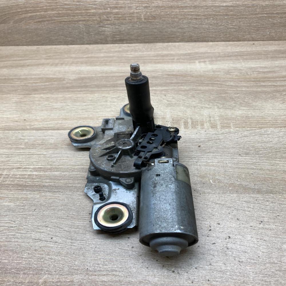 XS41 A17K441 AC XS41A17K441AC 0390201548 Rear window wiper motor Ford Focus