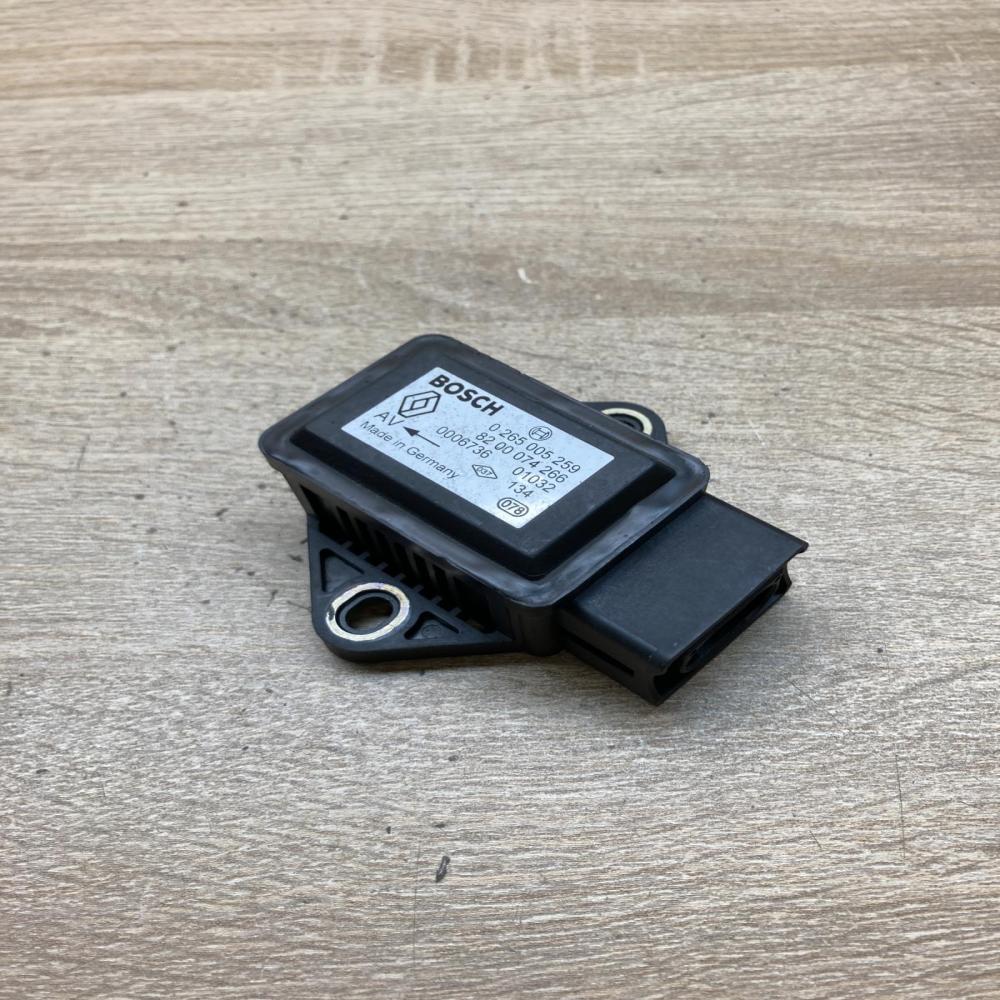 8200074266 0265005259  ESP acceleration yaw rate sensor Renault Scenic II -  Gra
