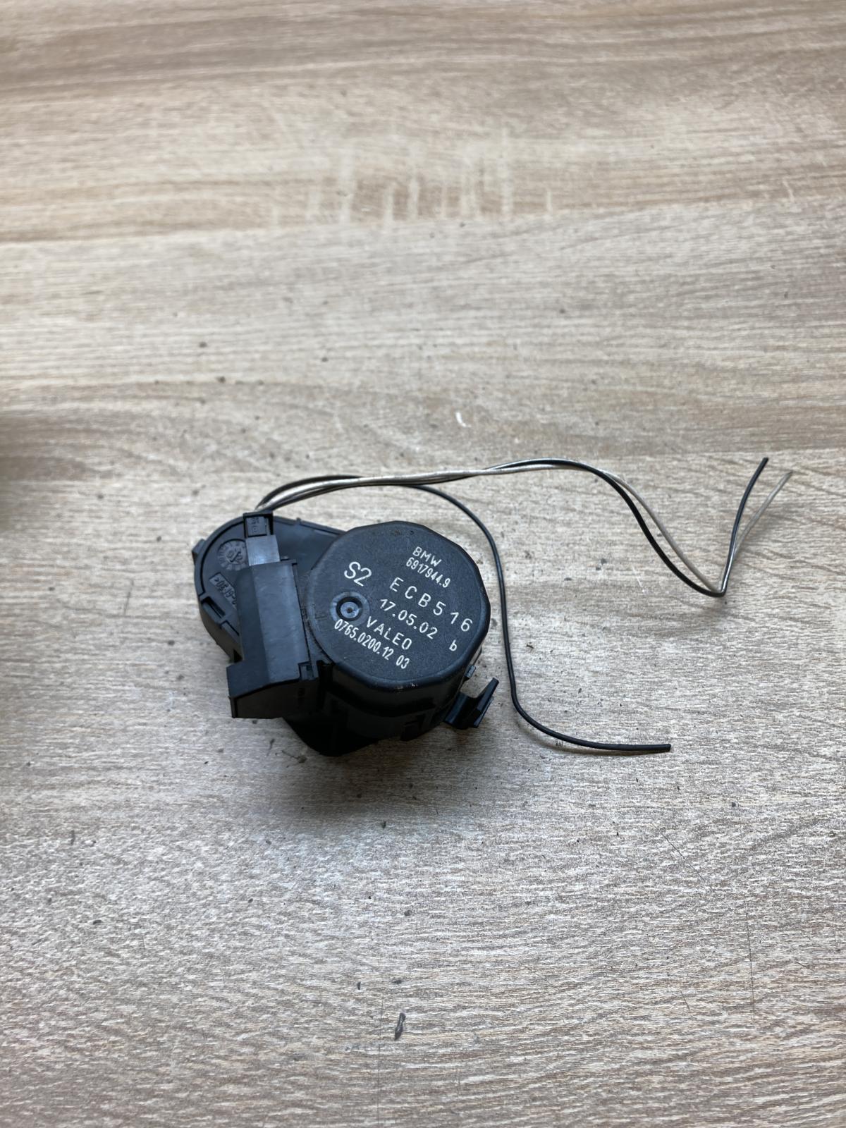 6917944   Air flap motor/actuator BMW 5 E39