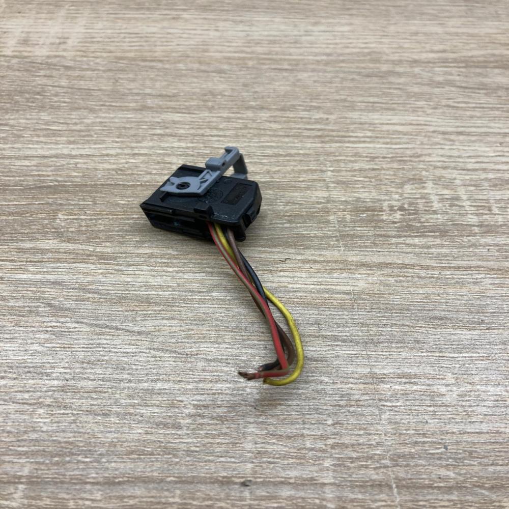 8364646 967415 1  Plug wire BMW 5 E60 E61