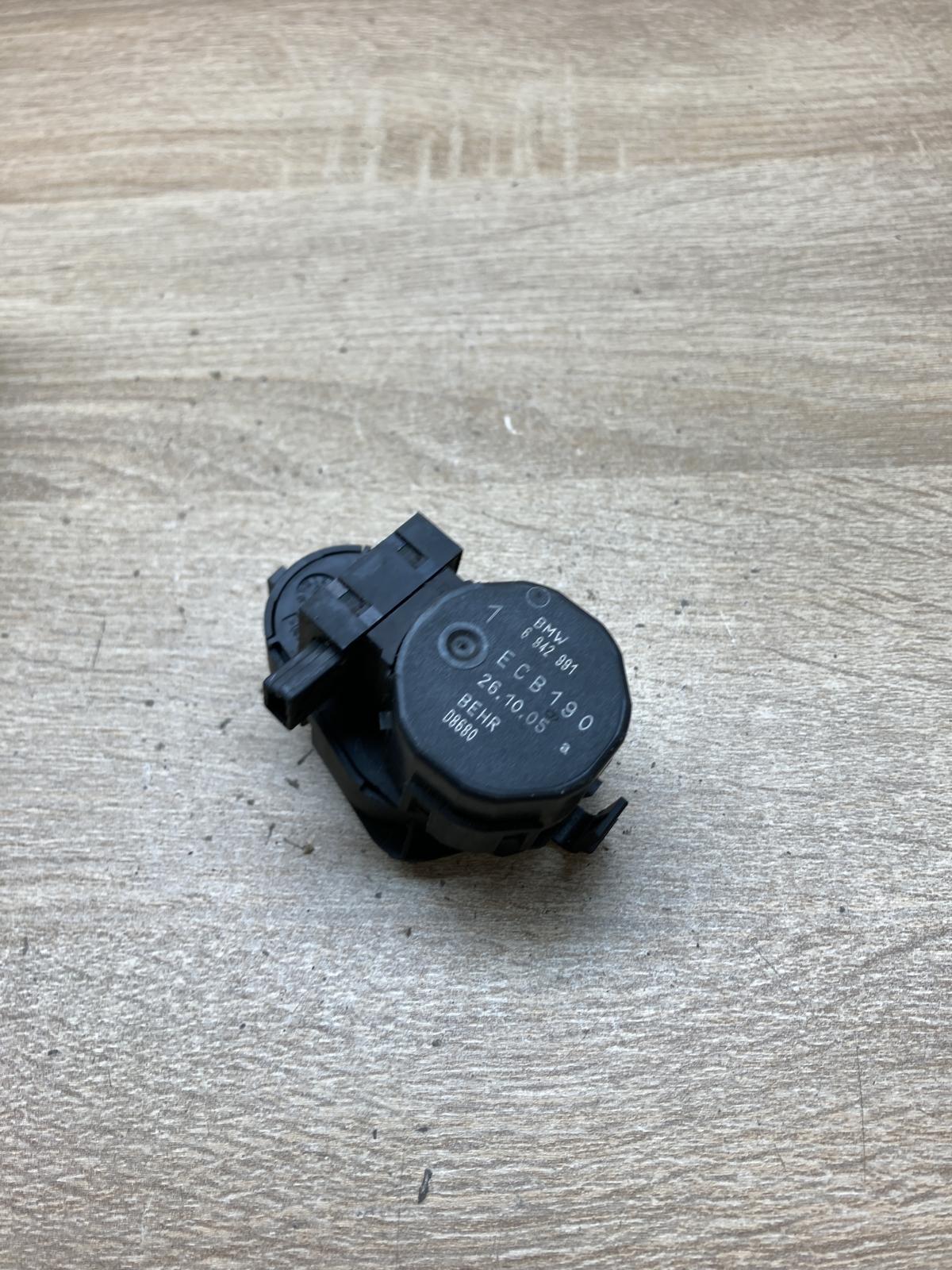 6942991   Air flap motor/actuator BMW 5 E60 E61