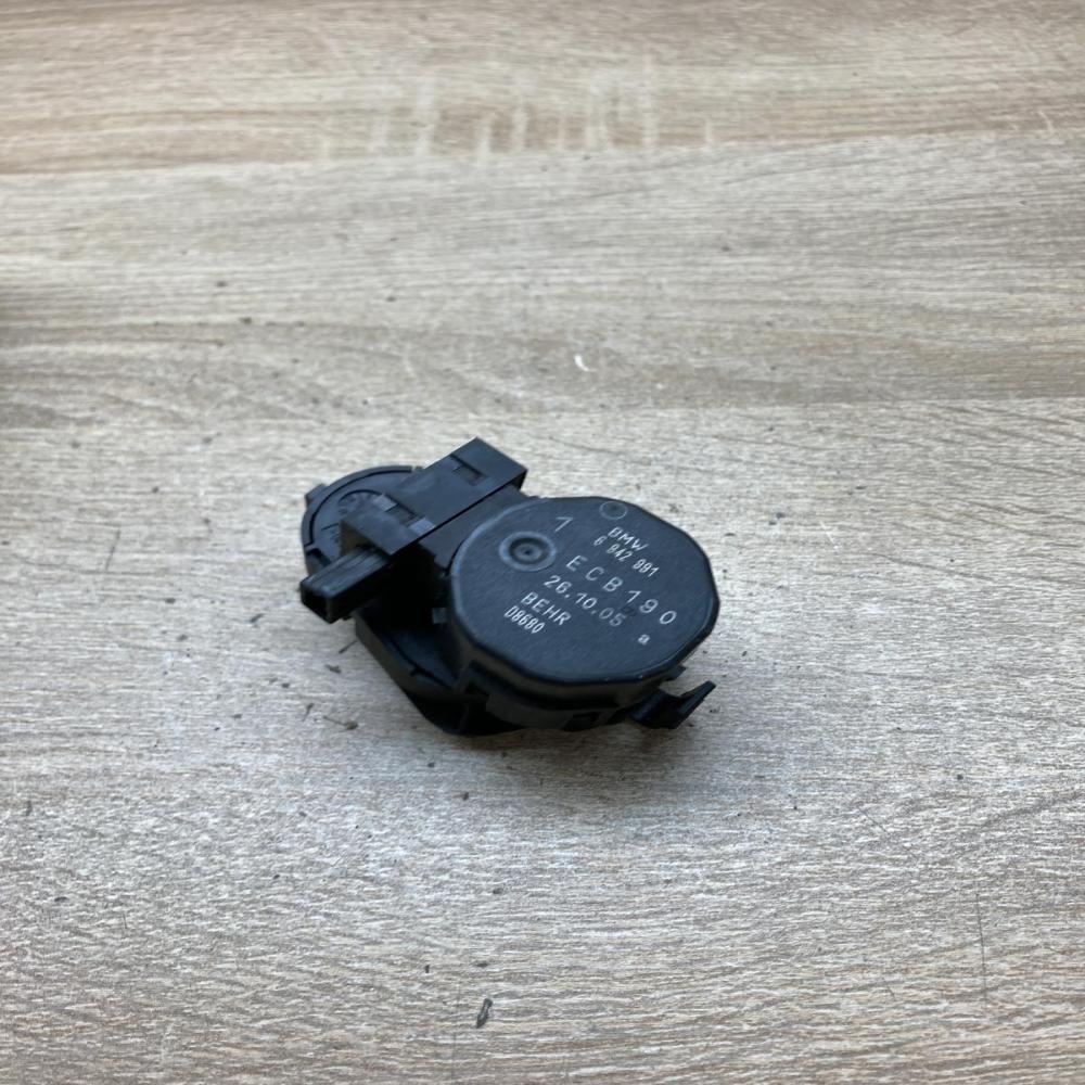 6942991   Air flap motor/actuator BMW 5 E60 E61