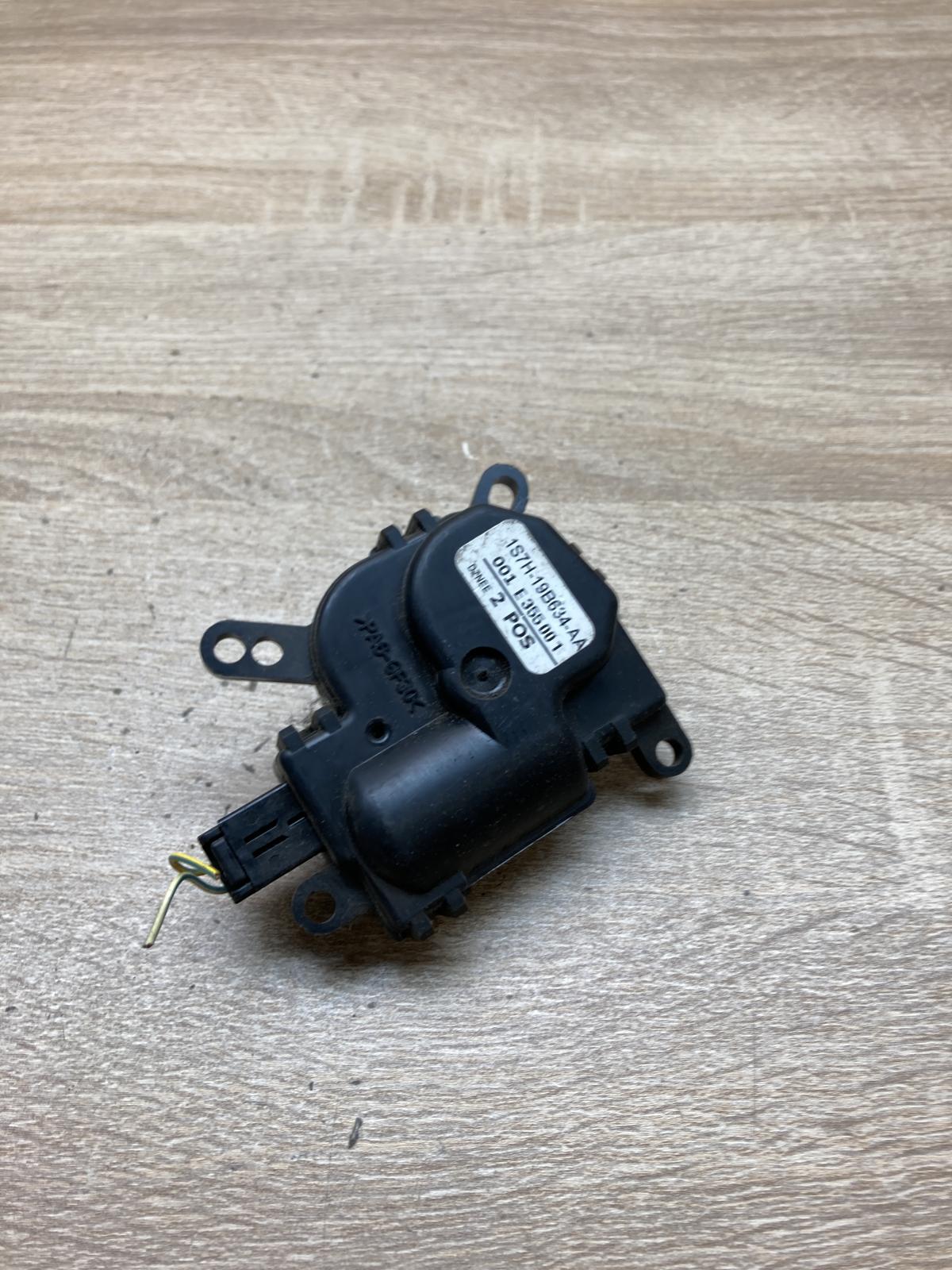 1S7H 19B634 AA 1S7H19B634AA  Air flap motor/actuator Ford Fiesta