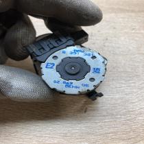8391381   Air flap motor/actuator BMW 7 E38