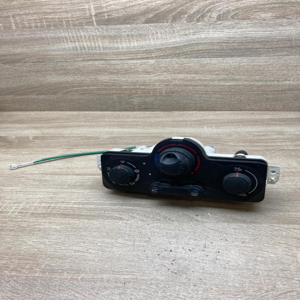 030967W 69597003  Climate control unit Renault Clio III