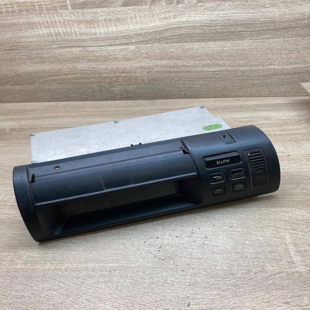 7700808672   Climate control unit Renault Safrane