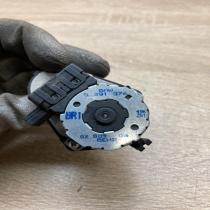 8391376   Air flap motor/actuator BMW 7 E38