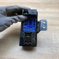 Nissan Tiida   Wing mirror switch Nissan Tiida C11