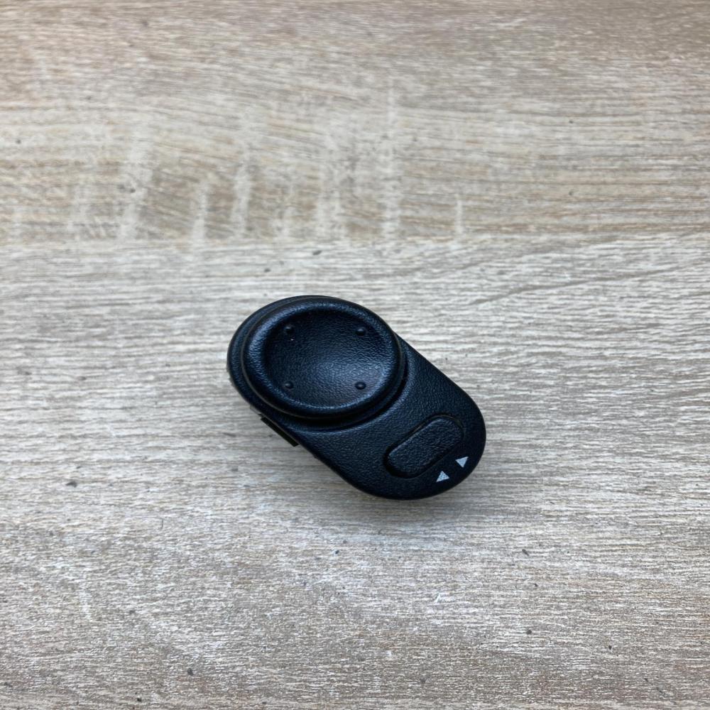 09226861   Wing mirror switch Opel Astra G