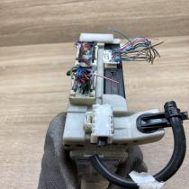 89221 0D120 MB238000 8621  Fuse module Toyota Yaris