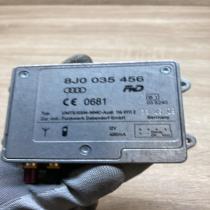 8J0035456   Aerial antenna amplifier Audi A5 8T 8F