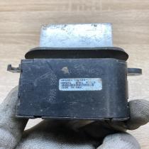 VP5NEH 19E624 AA   Heater blower motor/fan resistor Nissan Navara D40