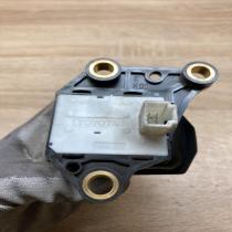 Toyota   Hand parking brake switch Toyota Avensis T270