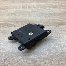 3K010 30851   Air flap motor/actuator Nissan Murano Z50