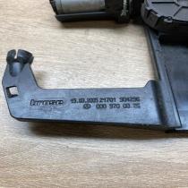 0009700025   Seat adjustment motor Mercedes-Benz CLS C218 X218