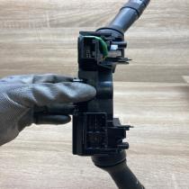 0D310 17F939   Wiper turn signal indicator stalk/switch Toyota Yaris