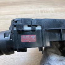 0D310 17F939   Wiper turn signal indicator stalk/switch Toyota Yaris