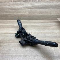 0D310 17F939   Wiper turn signal indicator stalk/switch Toyota Yaris