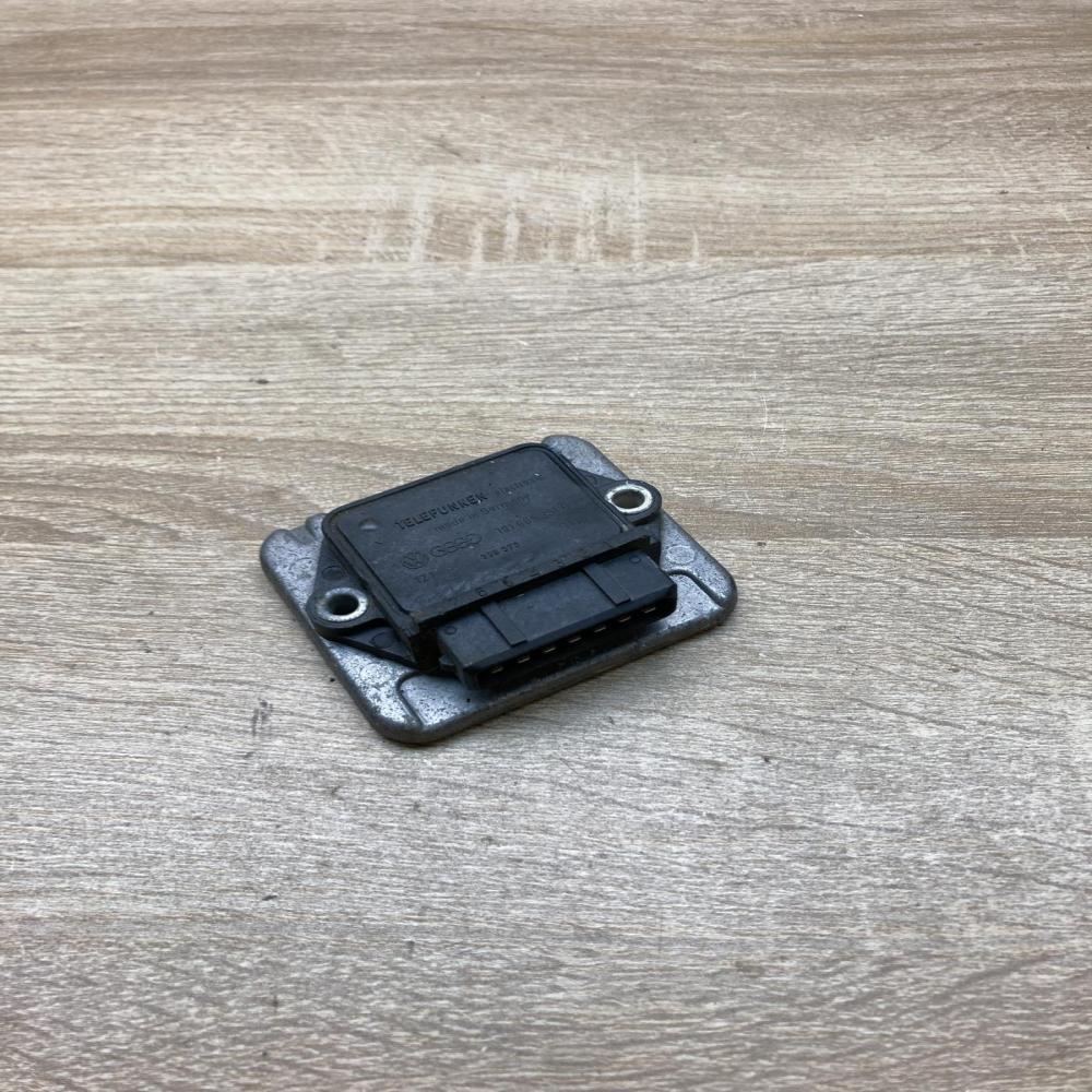 191905351B   Ignition amplifier control unit Audi 80 90 B3