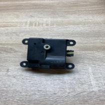2L351 30840   Air flap motor/actuator Nissan Altima