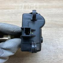 2L351 30840   Air flap motor/actuator Nissan Altima