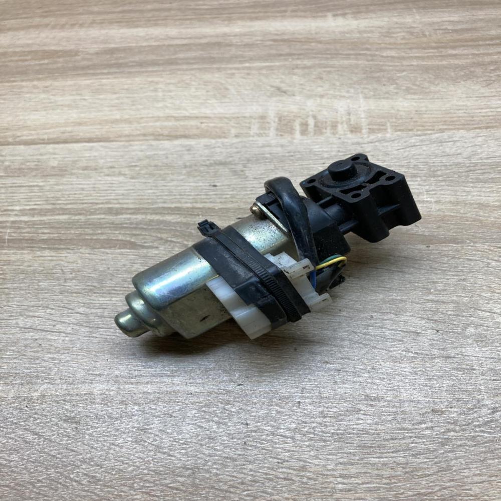 551216   Seat adjustment motor Infiniti FX