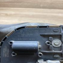 0390241722   Wiper motor Peugeot 407